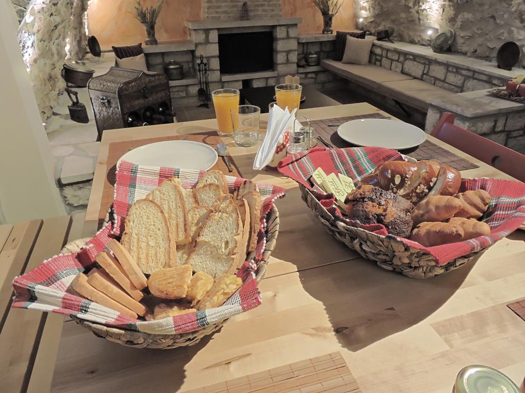 Gartagani Guest House Стемница Екстериор снимка